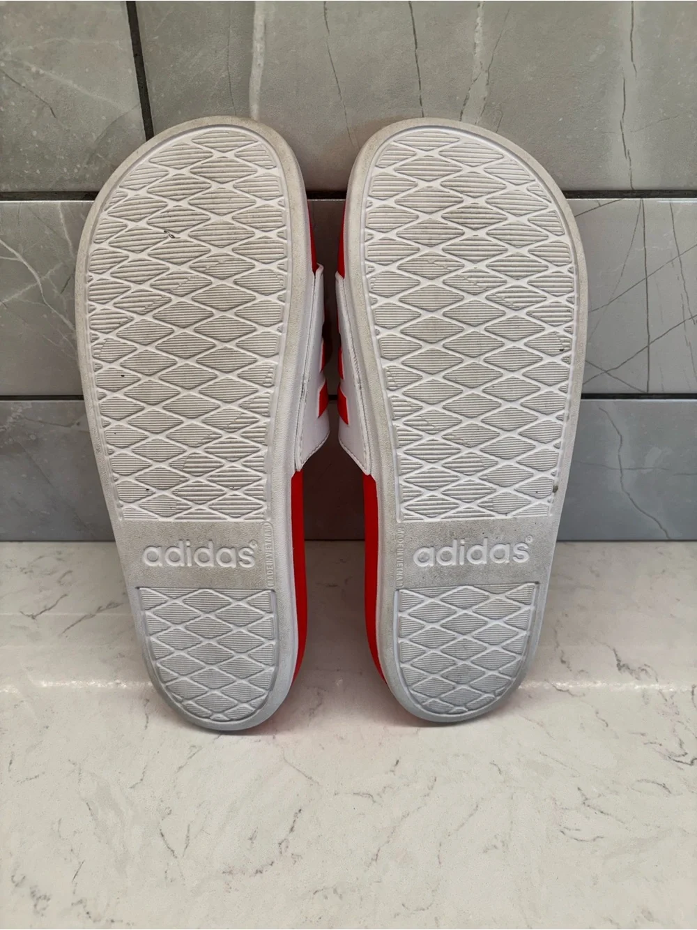 adidas bright red